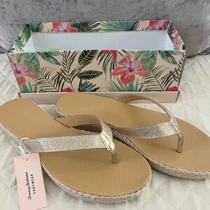 Tommy Bahama Ladies Flip Flop Sandals